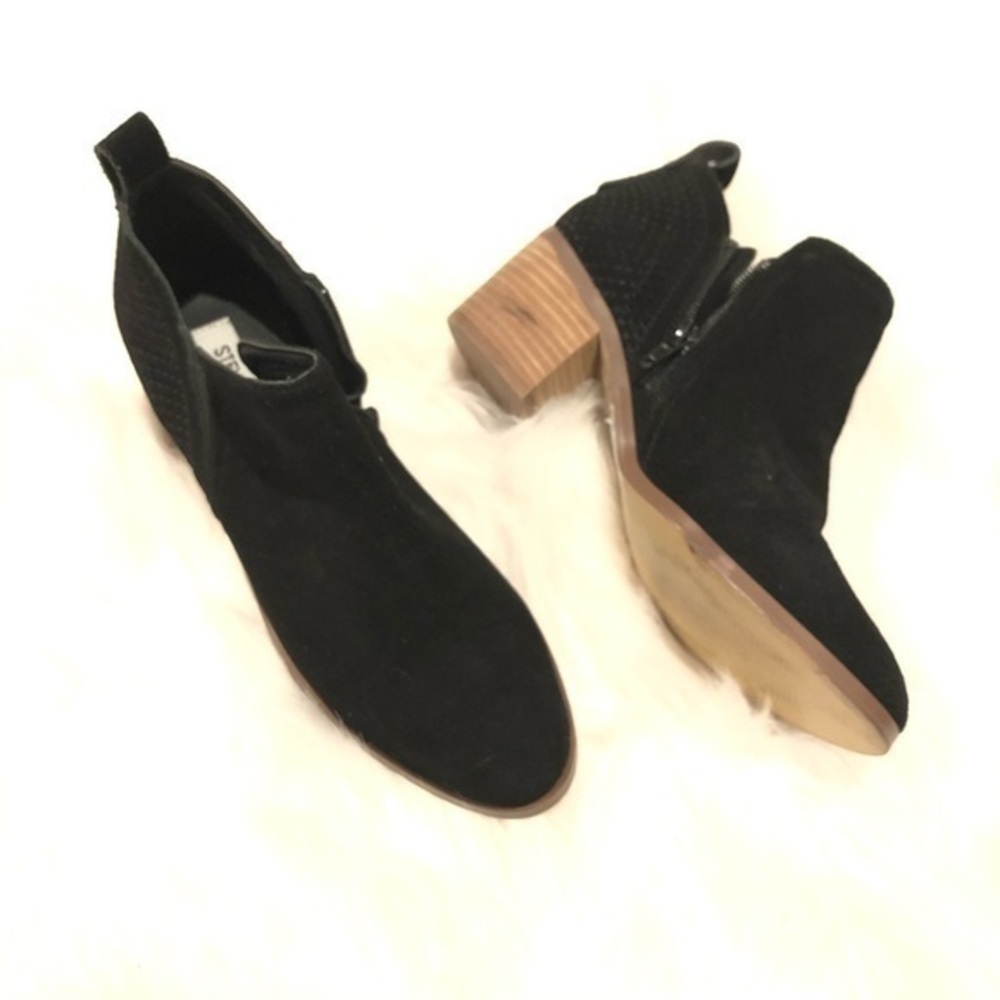 Steven Madden black suede chunky heel zip boot 7.5